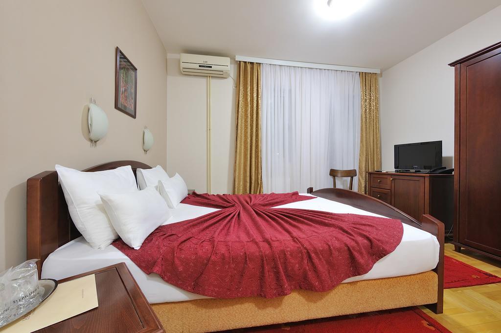 Hotel Dragovic スメデレヴォ エクステリア 写真