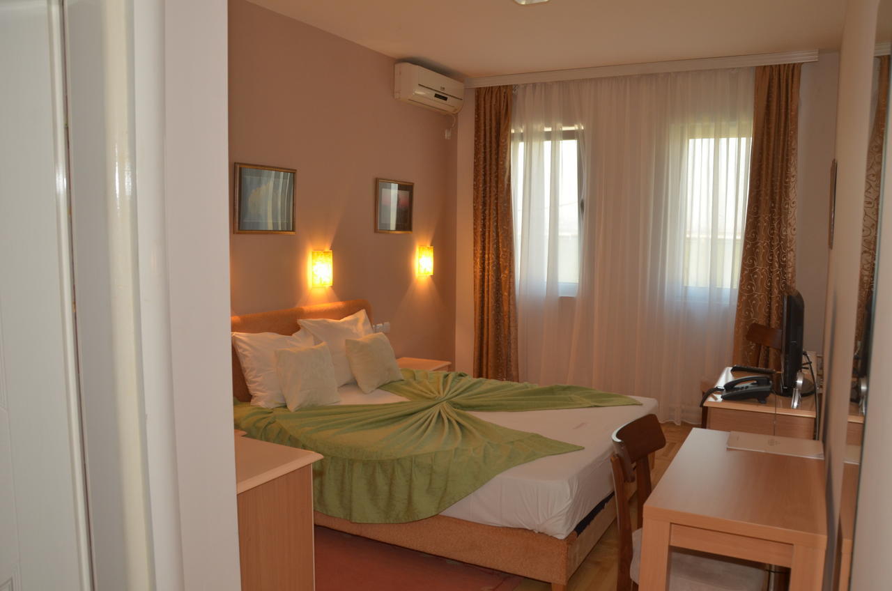 Hotel Dragovic スメデレヴォ 部屋 写真